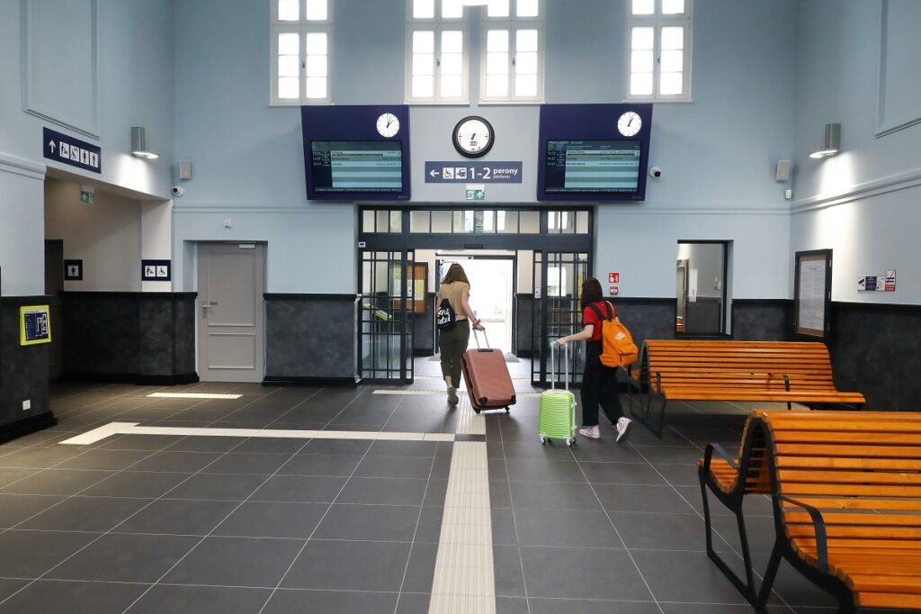 electronic boards for train arrivals and departures